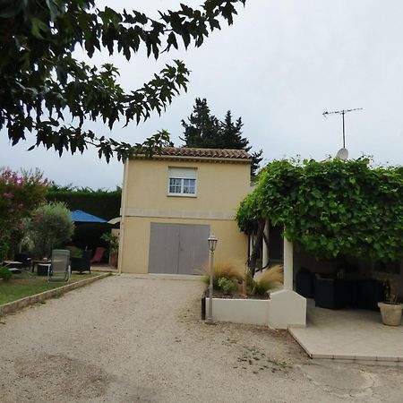 Chambre D'Hotes Entre Provence Et Camargue Beaucaire  Εξωτερικό φωτογραφία